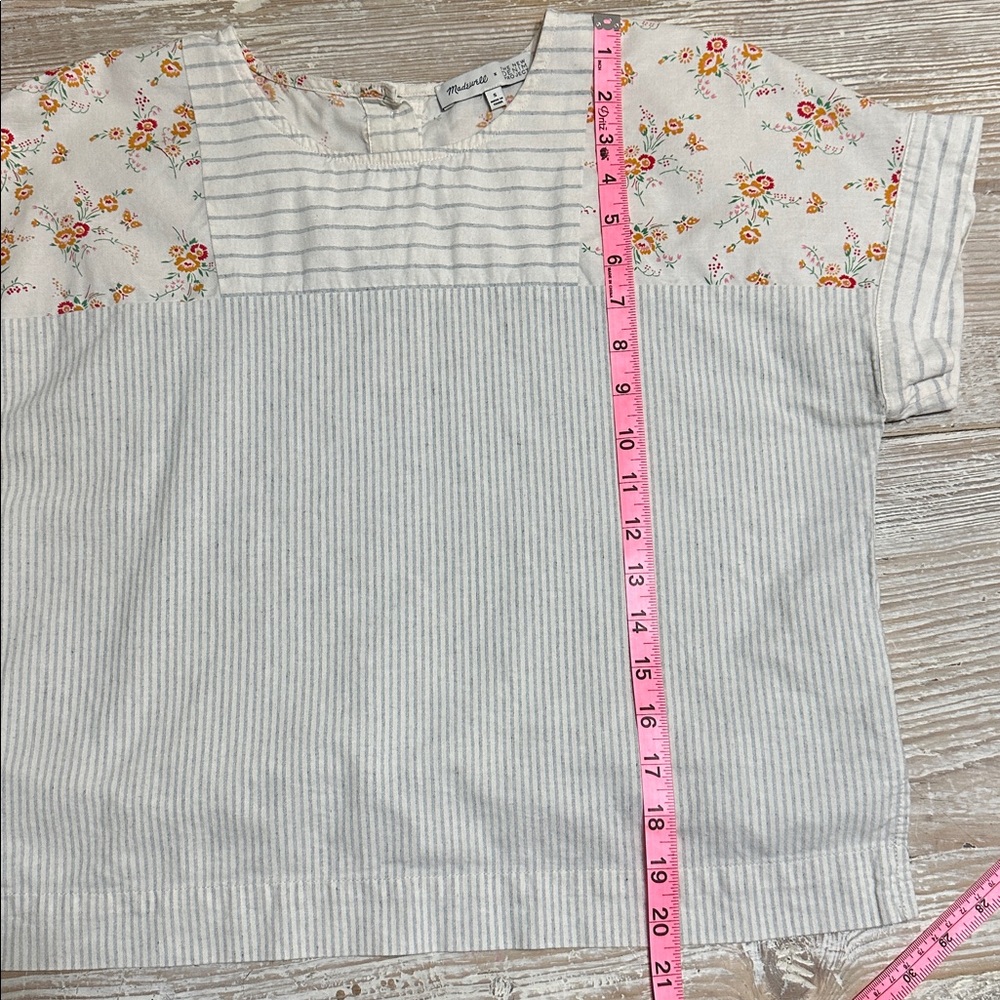 Madewell x The New Denim Project Patchwork Top
In Floral and Railroad Stripe S - Picture 10 of 10